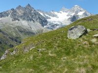 4/7 :  - 1 August 2012 - © 2012, Peter Bolliger – Zermatt
